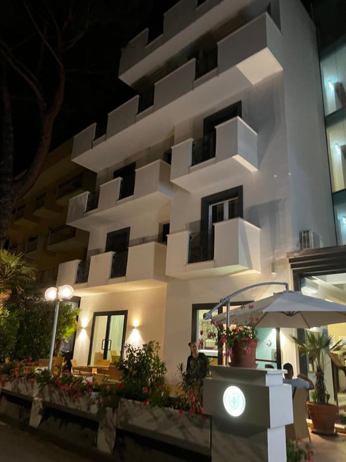 Hotel Trieste Riccione Exterior photo