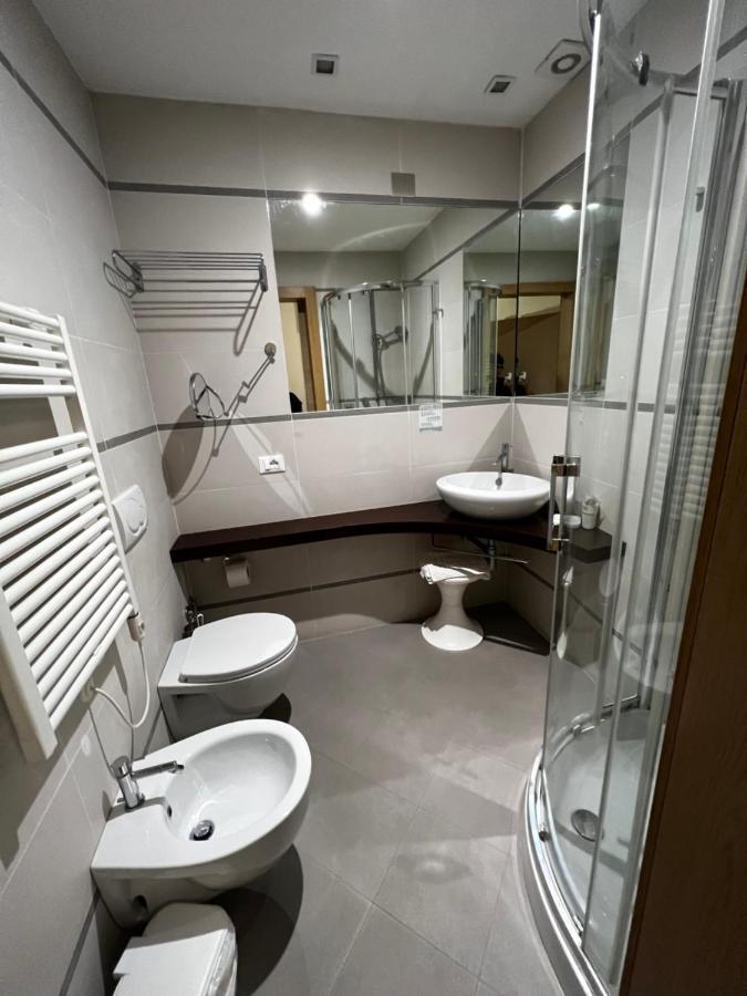 Hotel Trieste Riccione Exterior photo