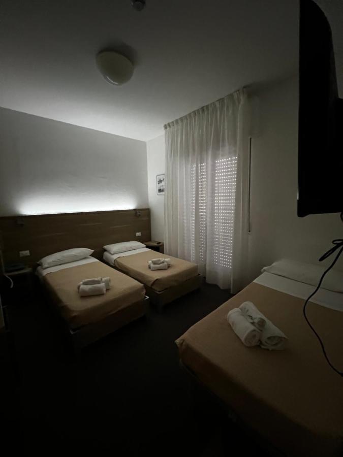 Hotel Trieste Riccione Exterior photo