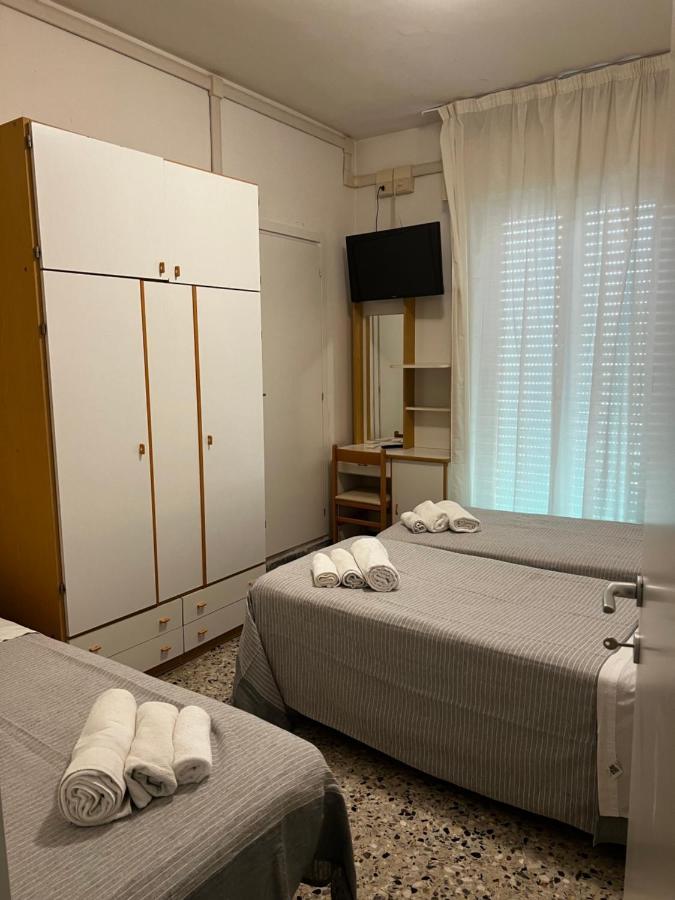 Hotel Trieste Riccione Exterior photo