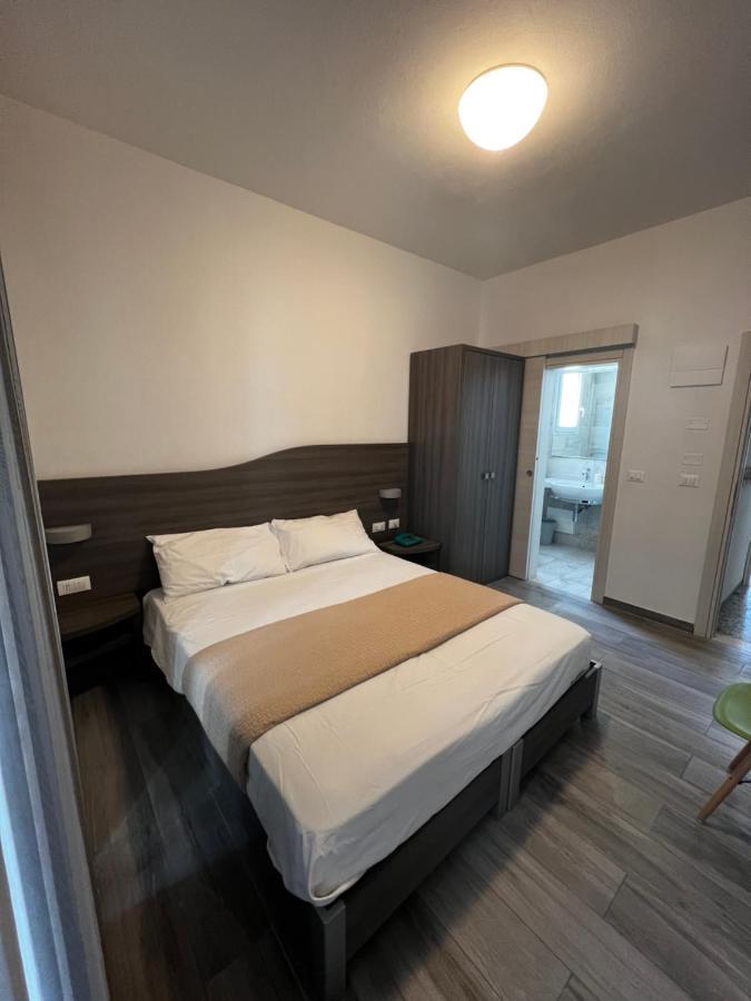 Hotel Trieste Riccione Exterior photo